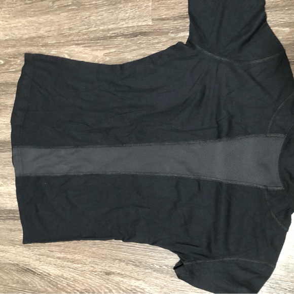 Nike Pro Black/Pink Short Sleeve T-shirt - Size S (4-6) - Picture 4 of 5